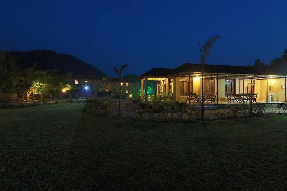 Dewdrop Mango Bloom Resort Jim Corbett National Park Екстериор снимка